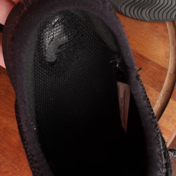 Vessi Black Athletic Shoes Everyday Shoes Size 8 - Picture 13 of 13